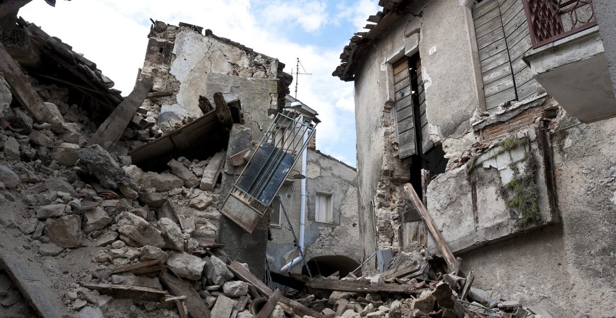Terremoto na Turquia e na Síria pede ação internacional