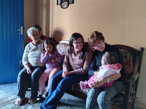 Grupo reunido durante o Focolare Temporário no sul mineiro, em 2023.